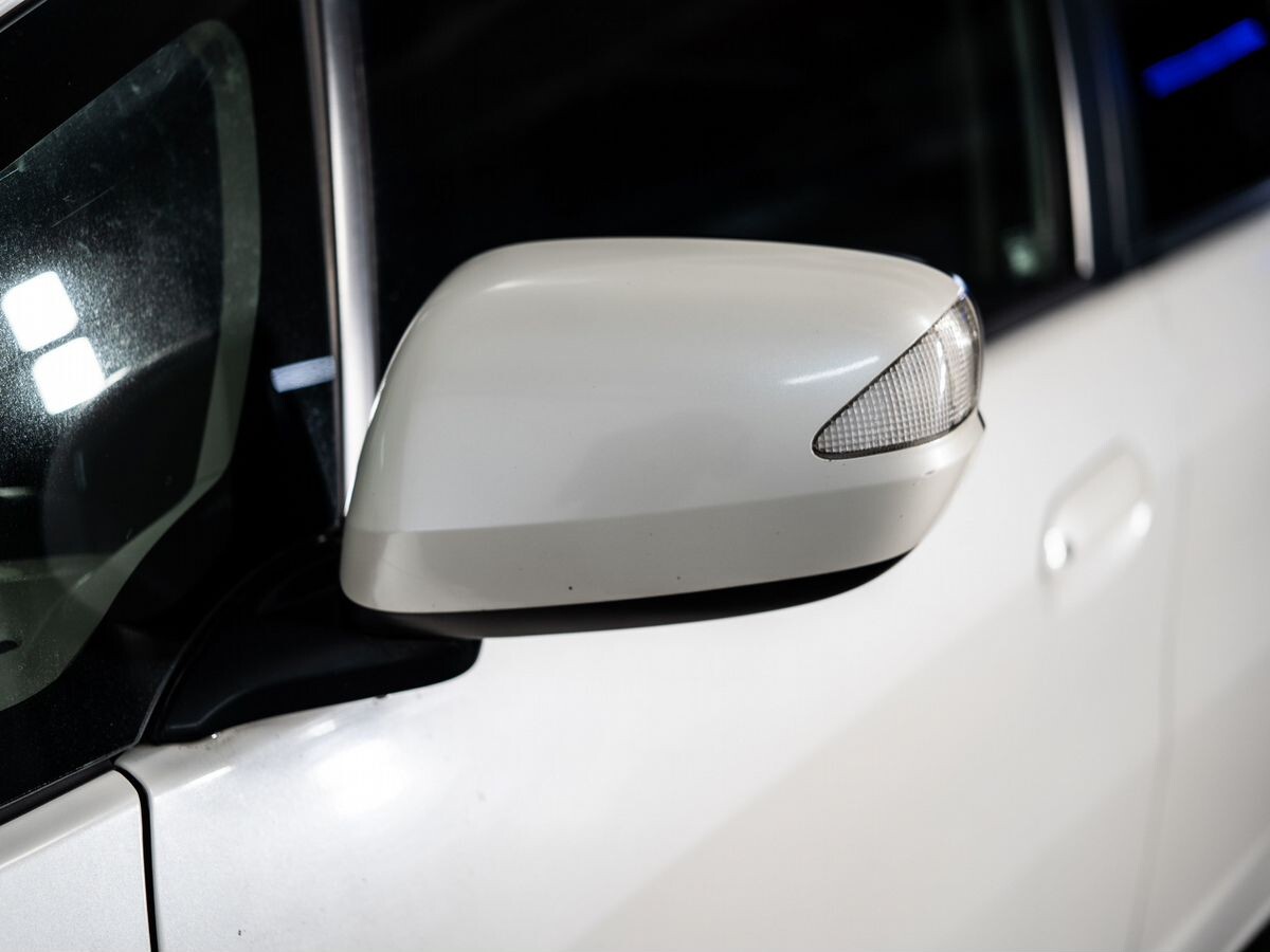 Honda Fit 2011 - фото автомобиля