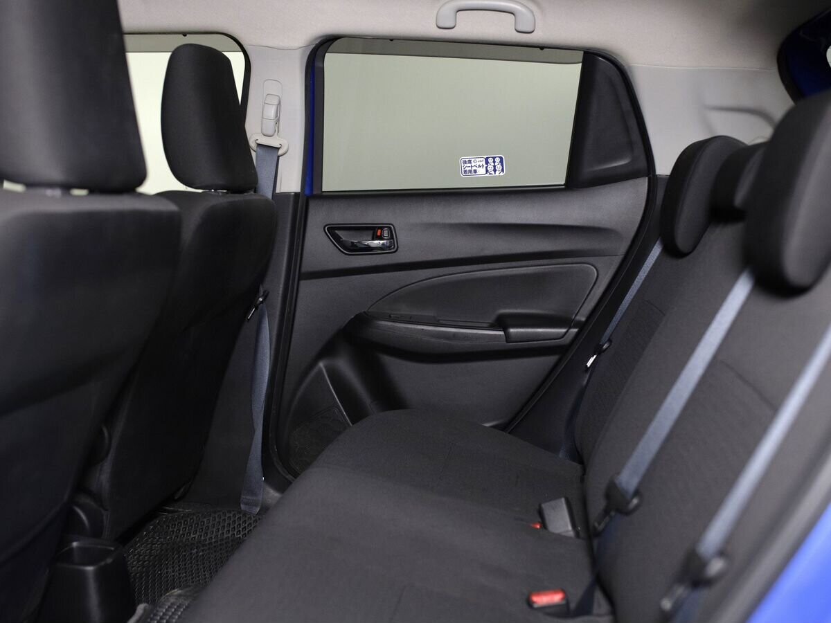 Suzuki Swift 2020 - фото автомобиля