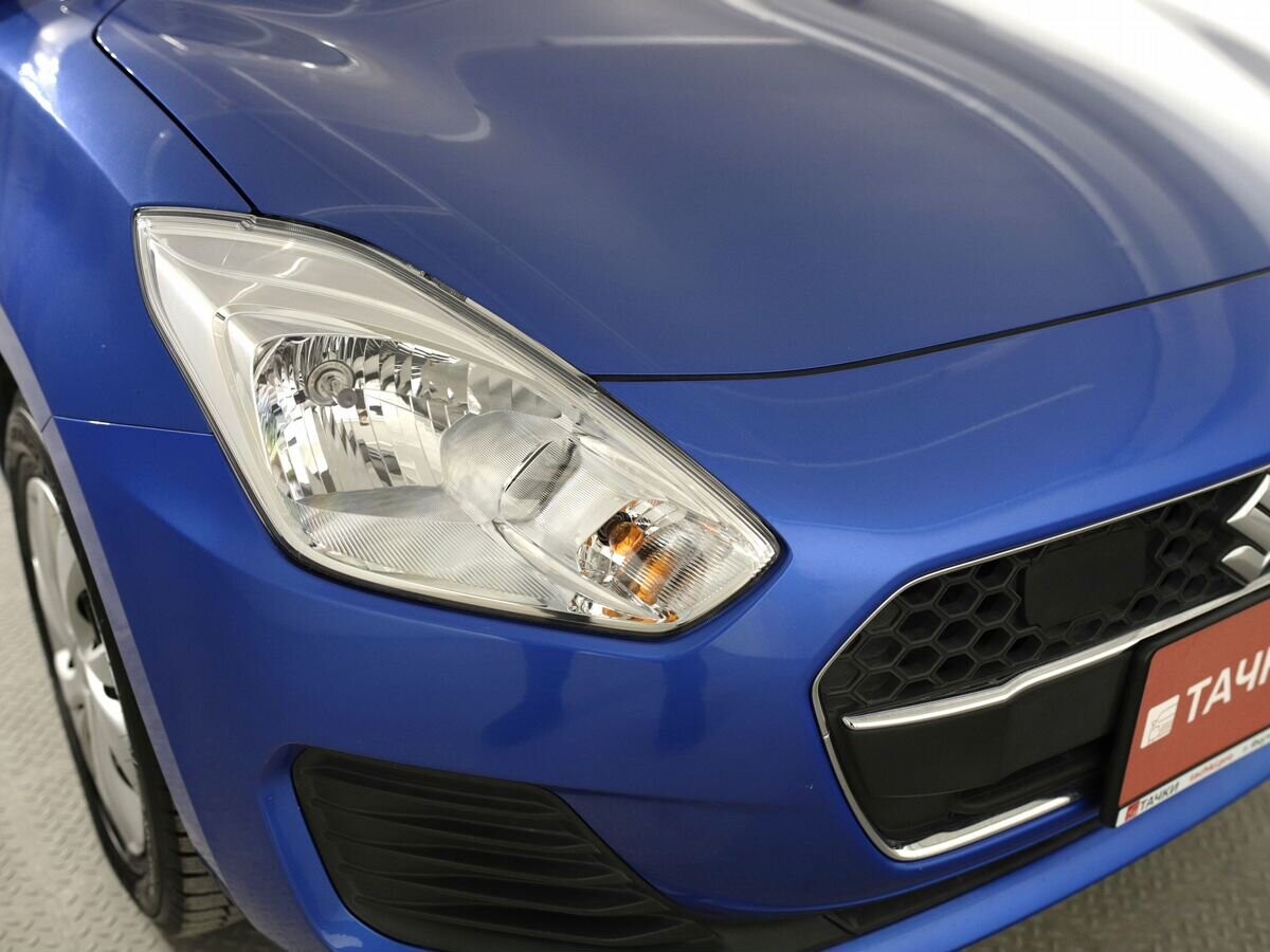 Suzuki Swift 2020 - фото автомобиля