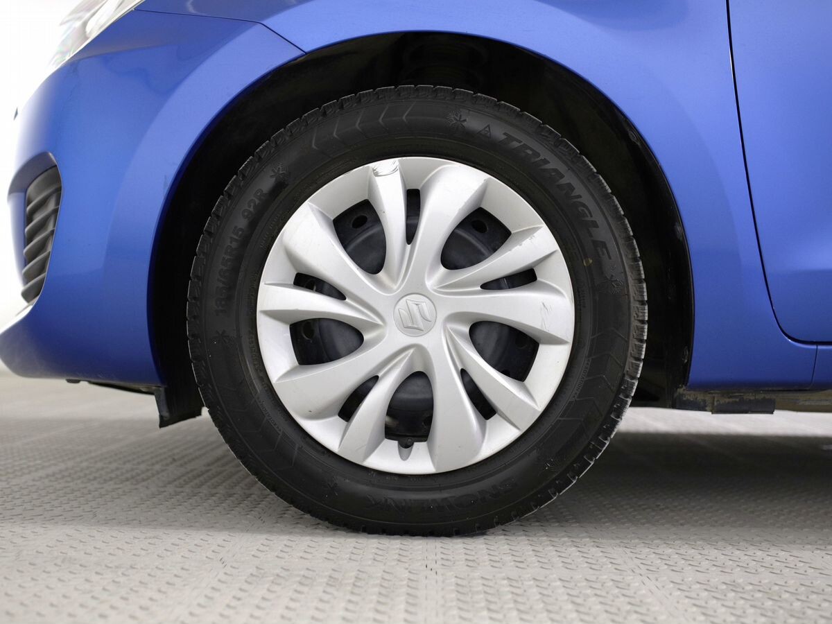 Suzuki Swift 2020 - фото автомобиля