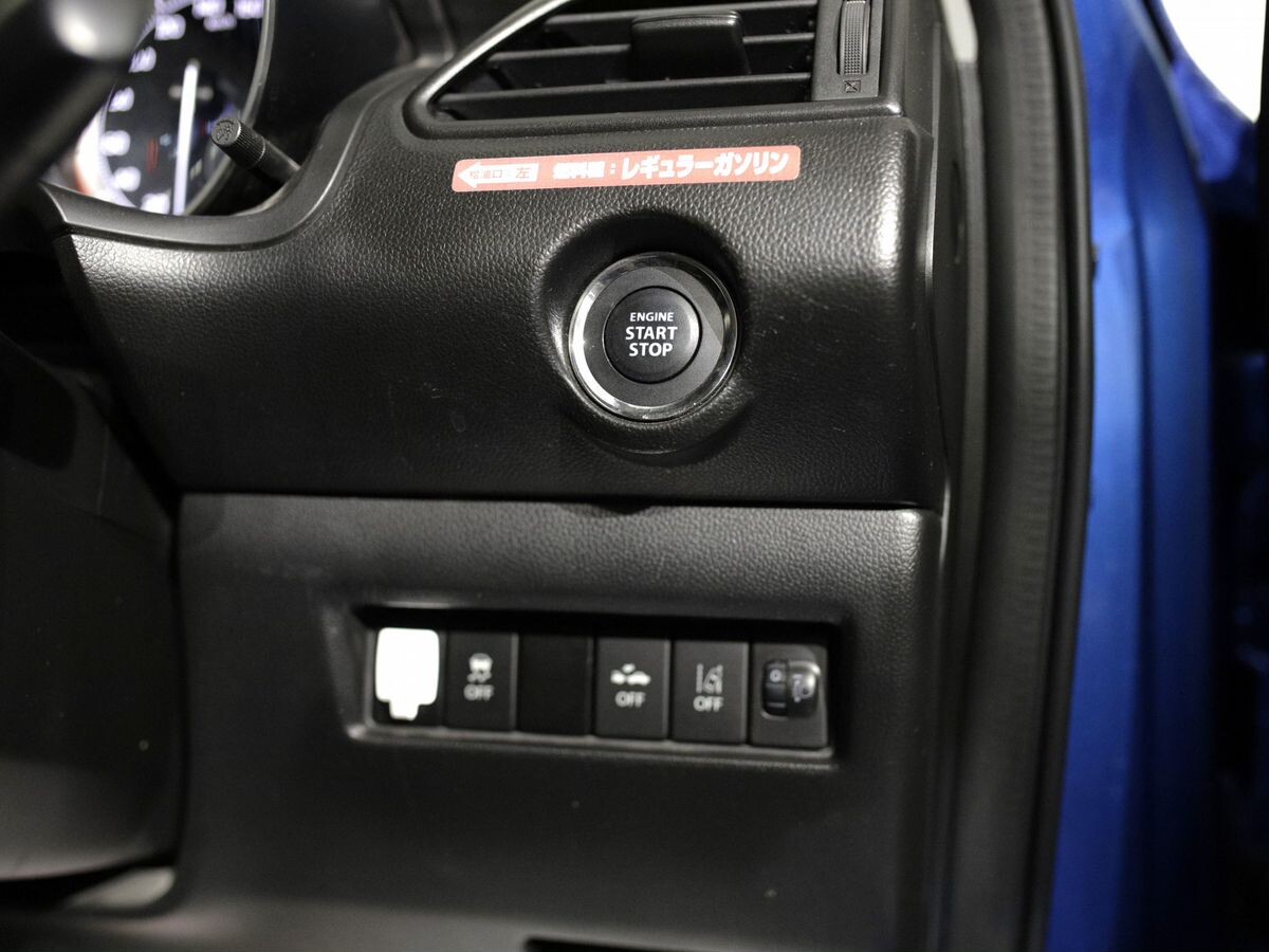 Suzuki Swift 2020 - фото автомобиля