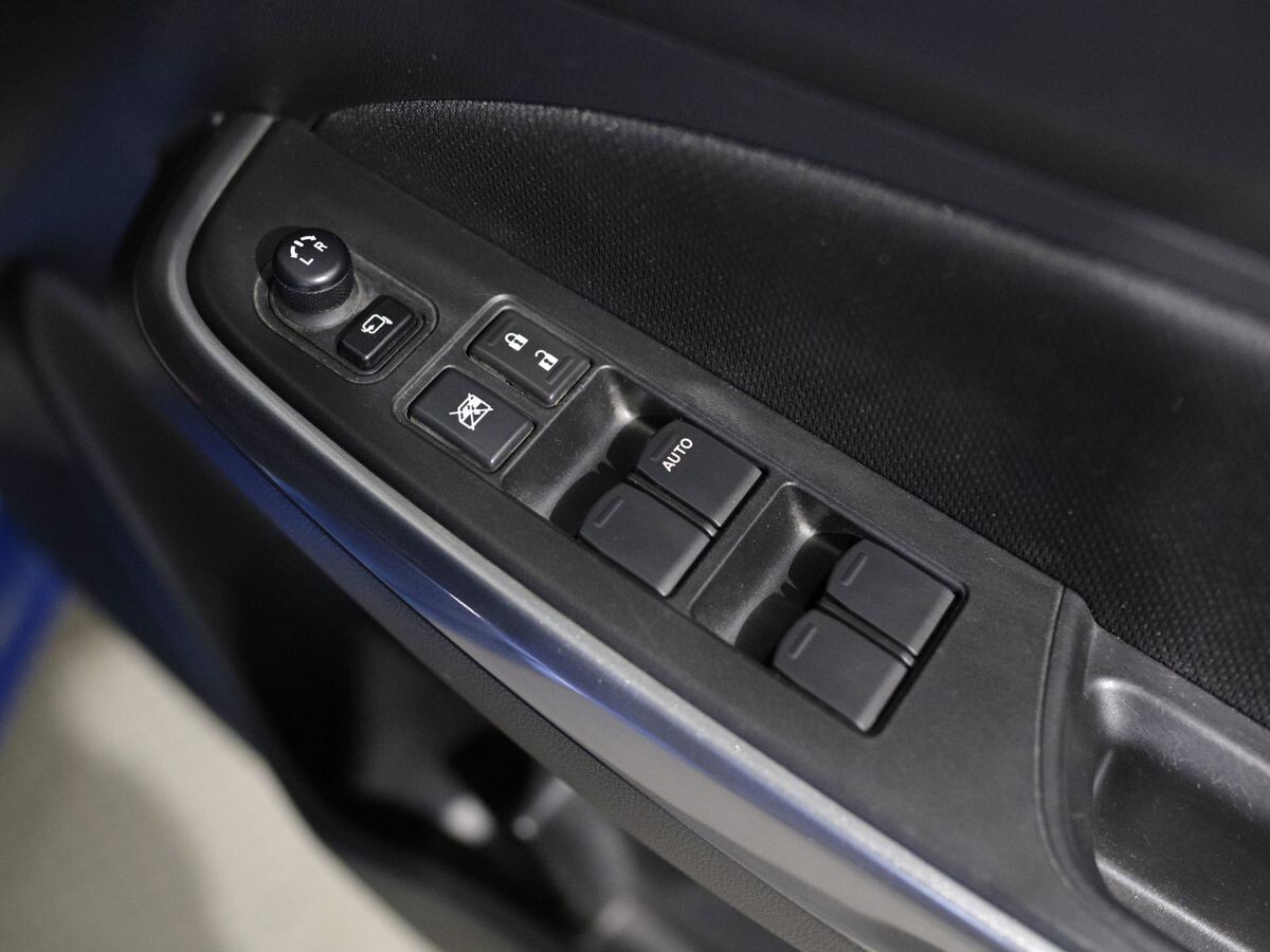 Suzuki Swift 2020 - фото автомобиля