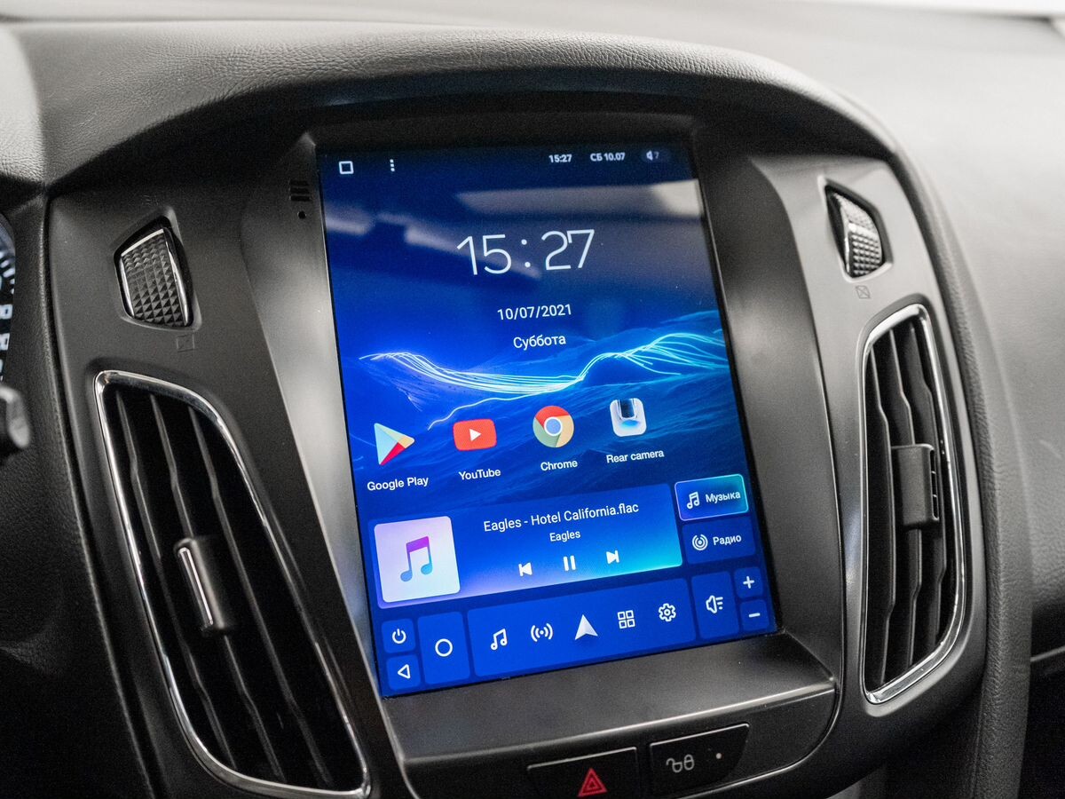 Ford Focus 2012 - фото автомобиля