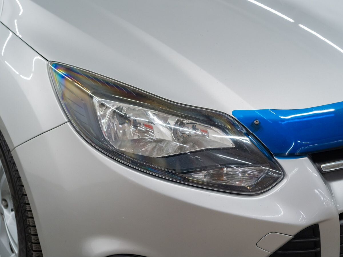 Ford Focus 2012 - фото автомобиля