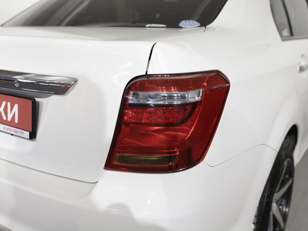 Toyota Corolla 2017 - фото автомобиля