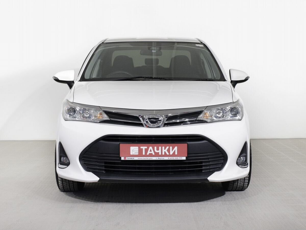 Toyota Corolla 2017 - фото автомобиля