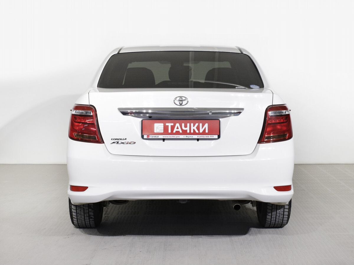 Toyota Corolla 2017 - фото автомобиля