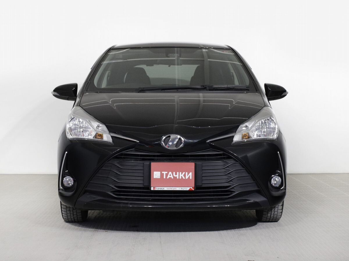 Toyota Vitz 2018 - фото автомобиля
