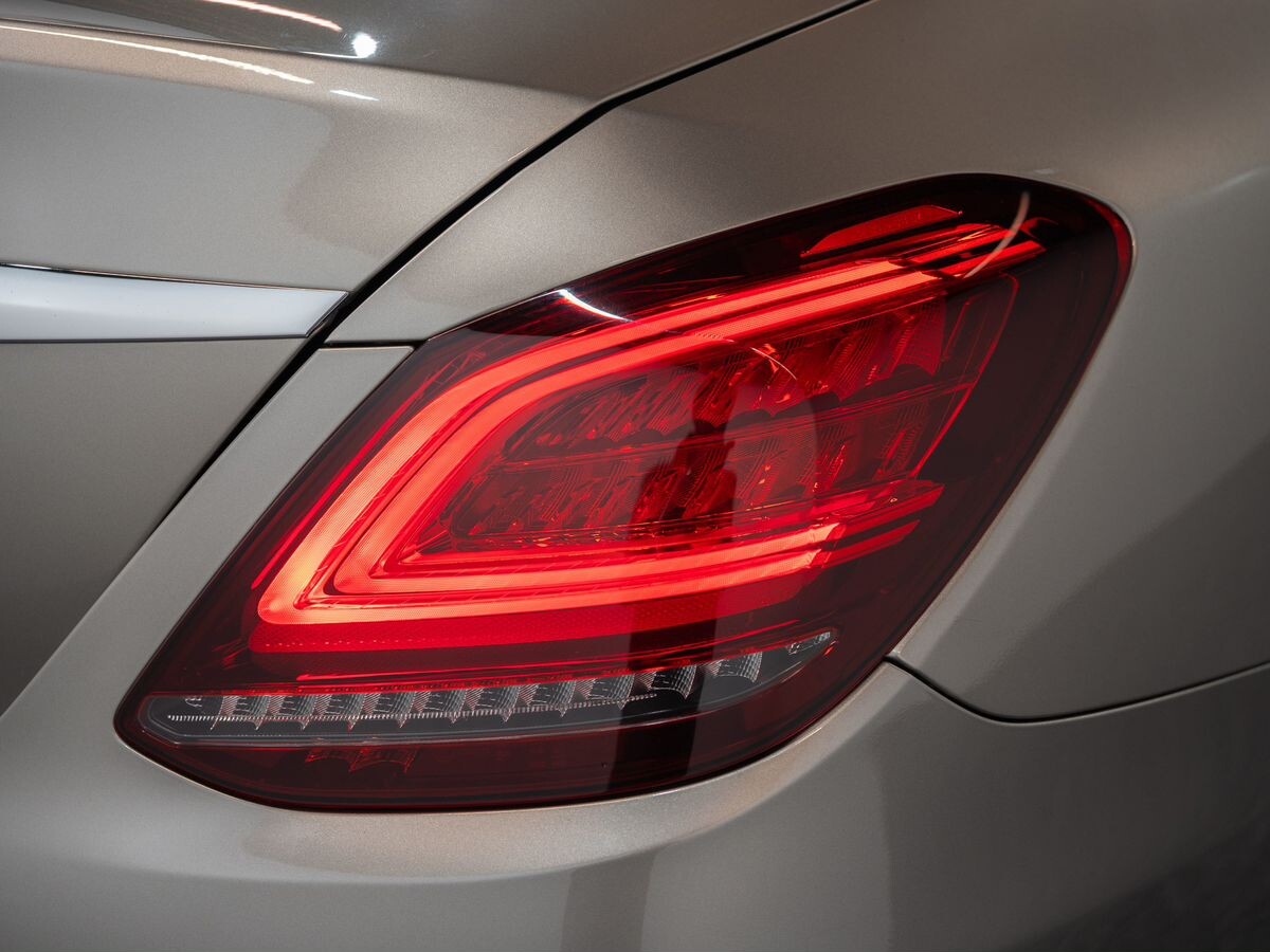 Mercedes-Benz C-Класс 2019 - фото автомобиля
