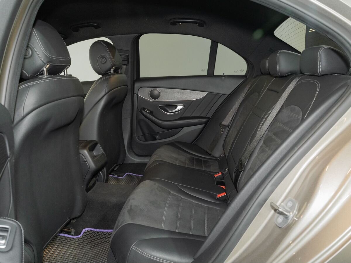 Mercedes-Benz C-Класс 2019 - фото автомобиля