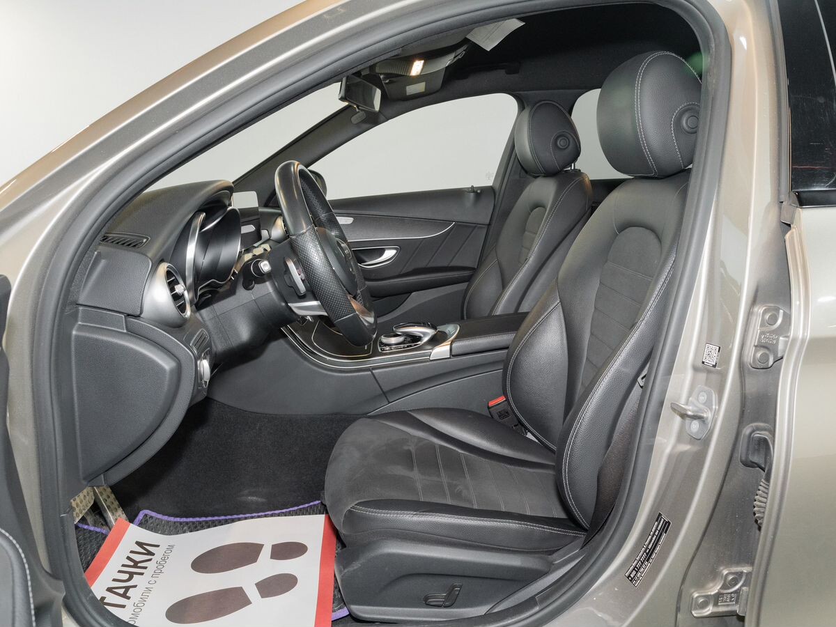 Mercedes-Benz C-Класс 2019 - фото автомобиля