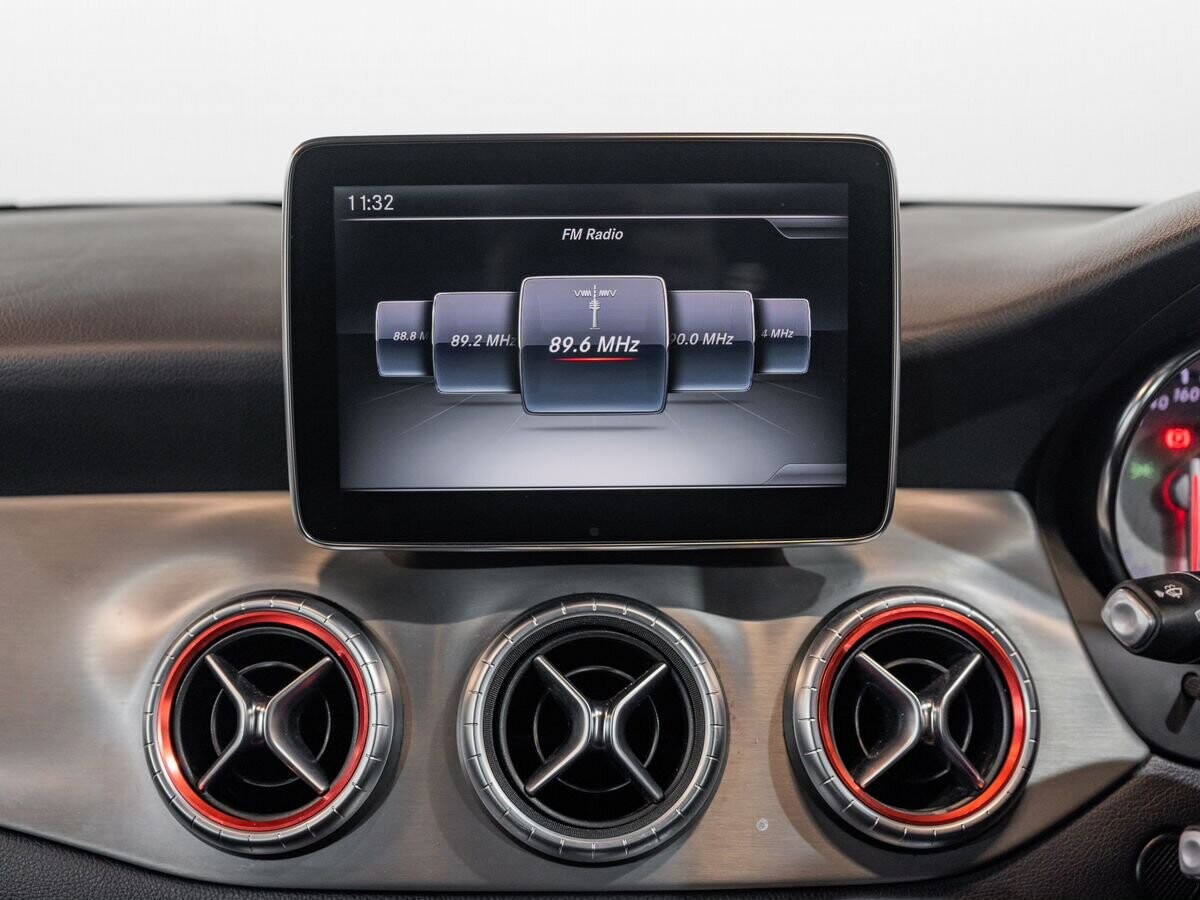 Mercedes-Benz CLA 2015 - фото автомобиля