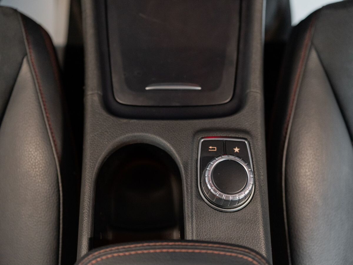 Mercedes-Benz CLA 2015 - фото автомобиля