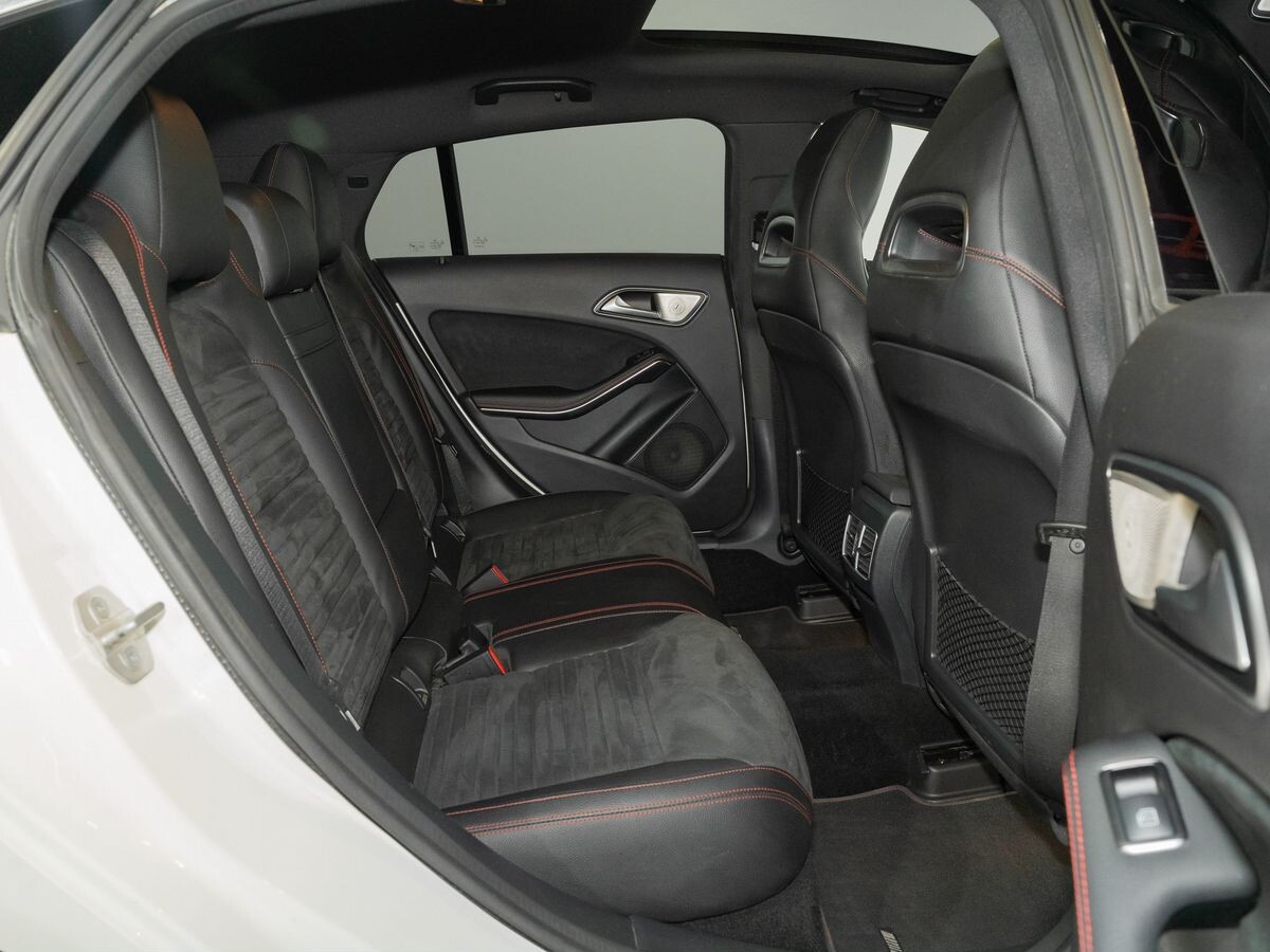 Mercedes-Benz CLA 2015 - фото автомобиля