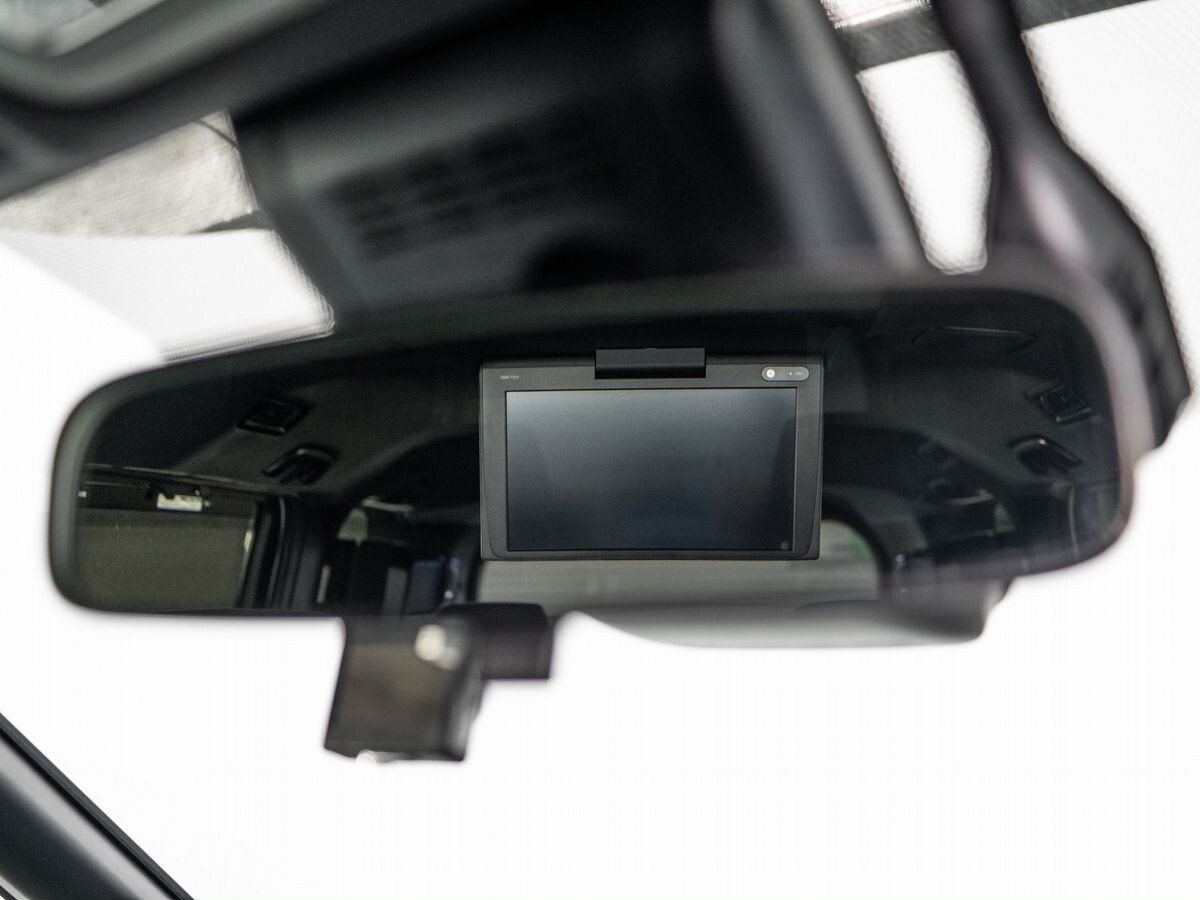 Toyota Noah 2018 - фото автомобиля