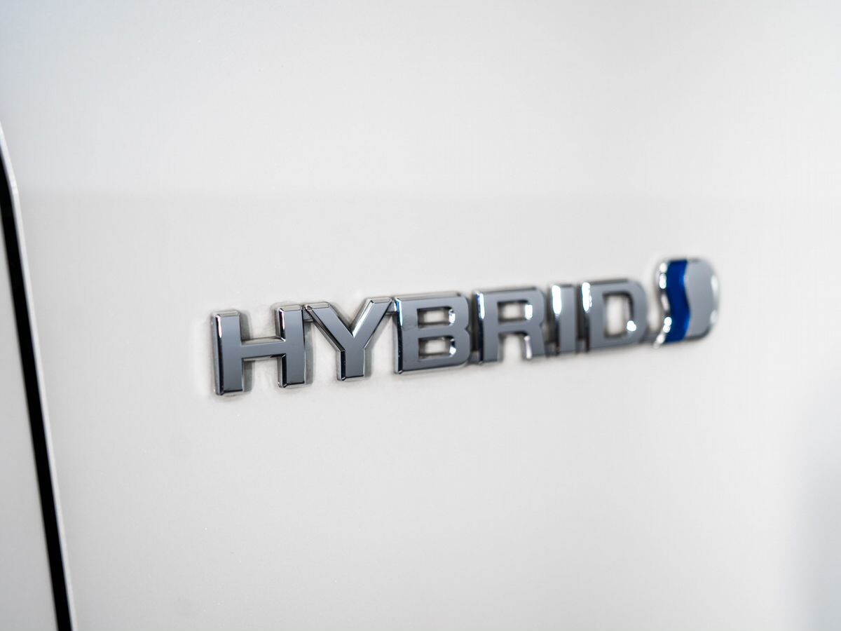 Toyota Noah 2018 - фото автомобиля