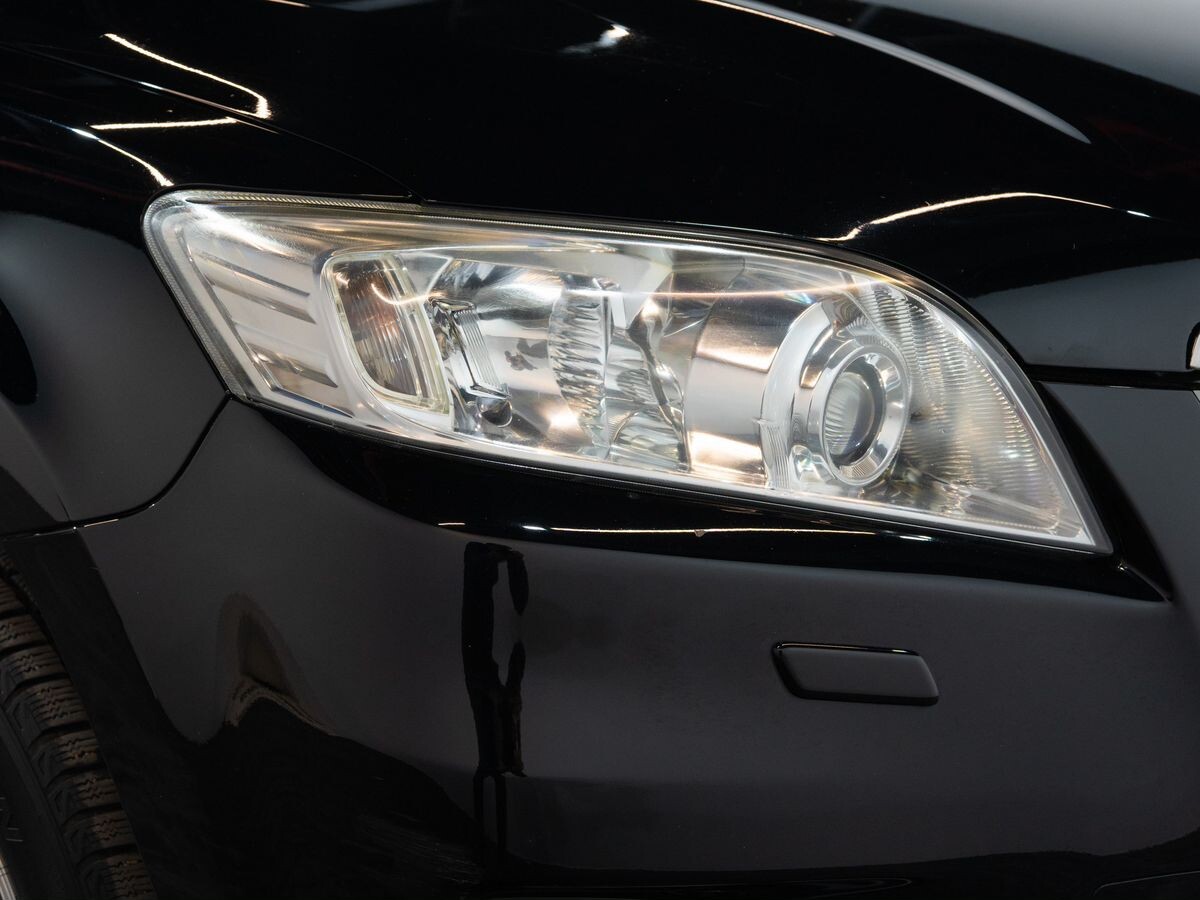 Toyota RAV4 2011 - фото автомобиля