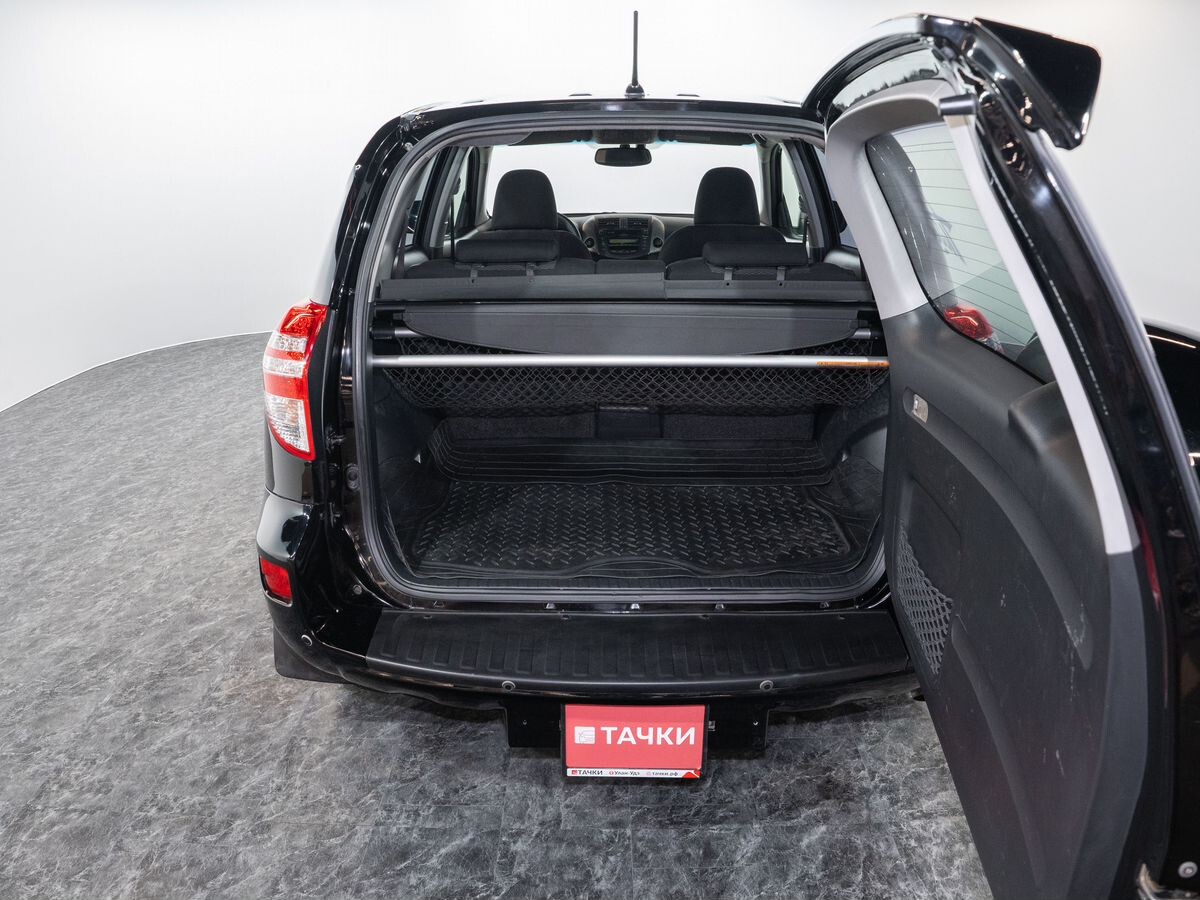 Toyota RAV4 2011 - фото автомобиля