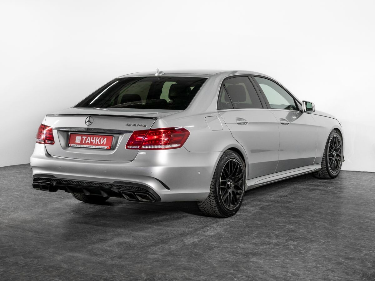 Mercedes-Benz E-Класс 2013 - фото автомобиля