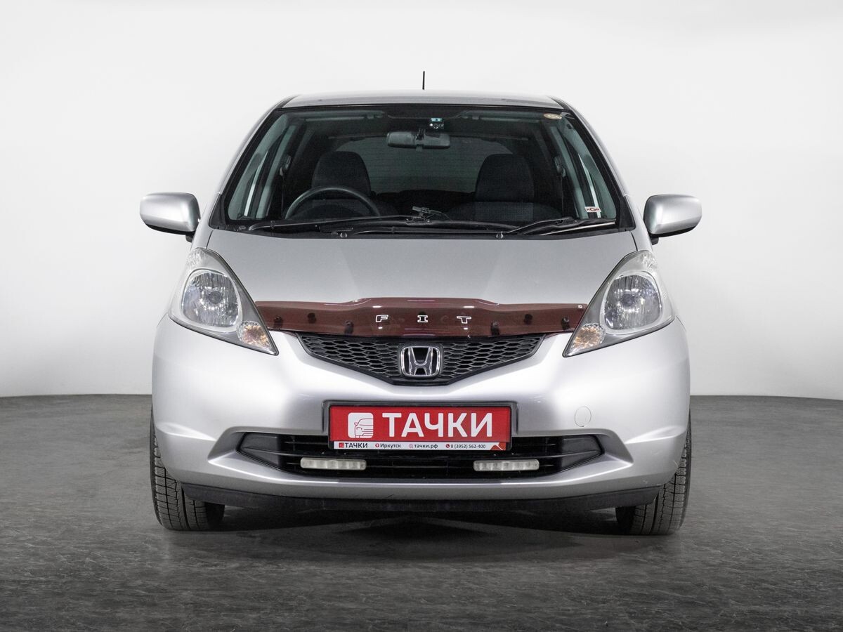Honda Fit 2010 - фото автомобиля