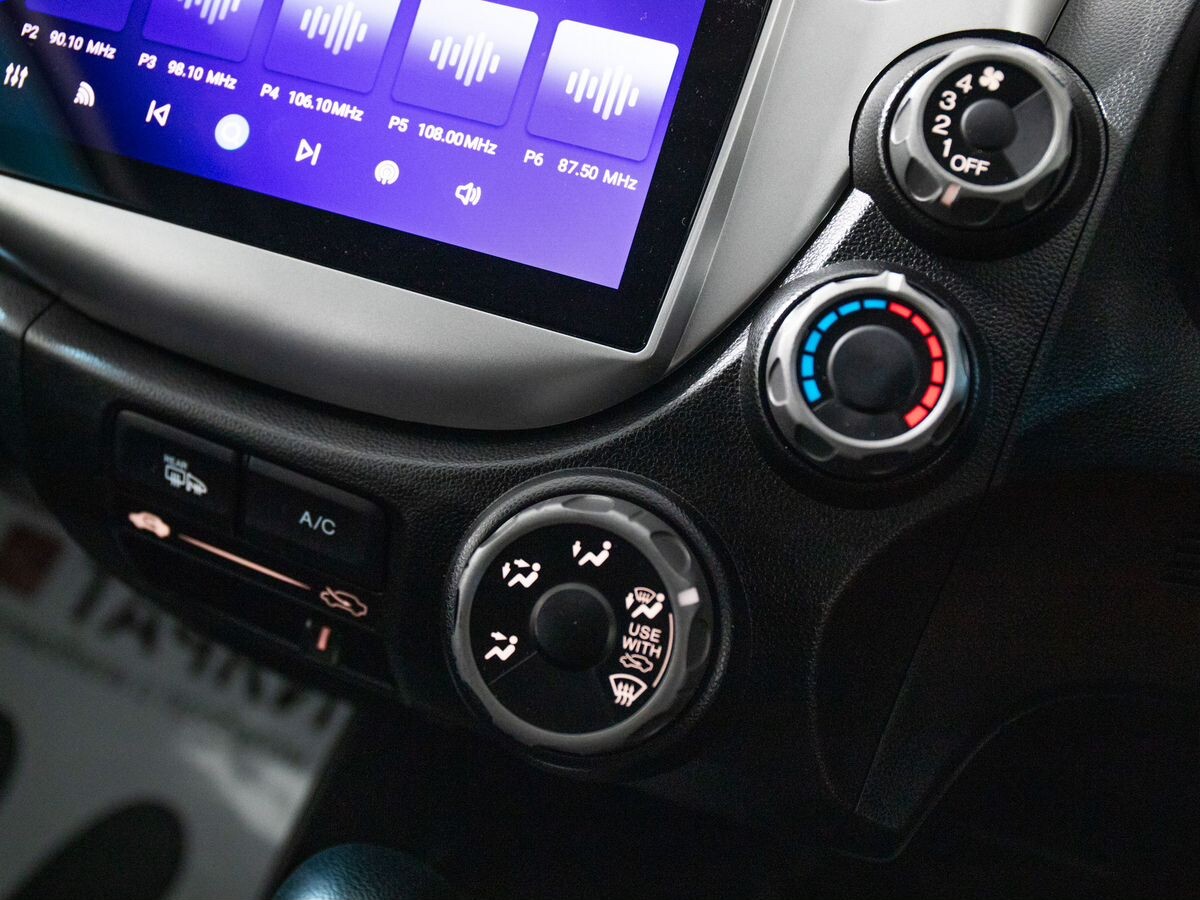 Honda Fit 2010 - фото автомобиля