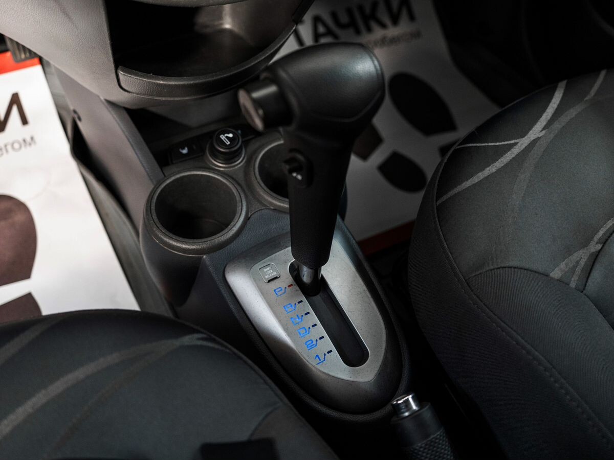 Chevrolet Spark 2011 - фото автомобиля