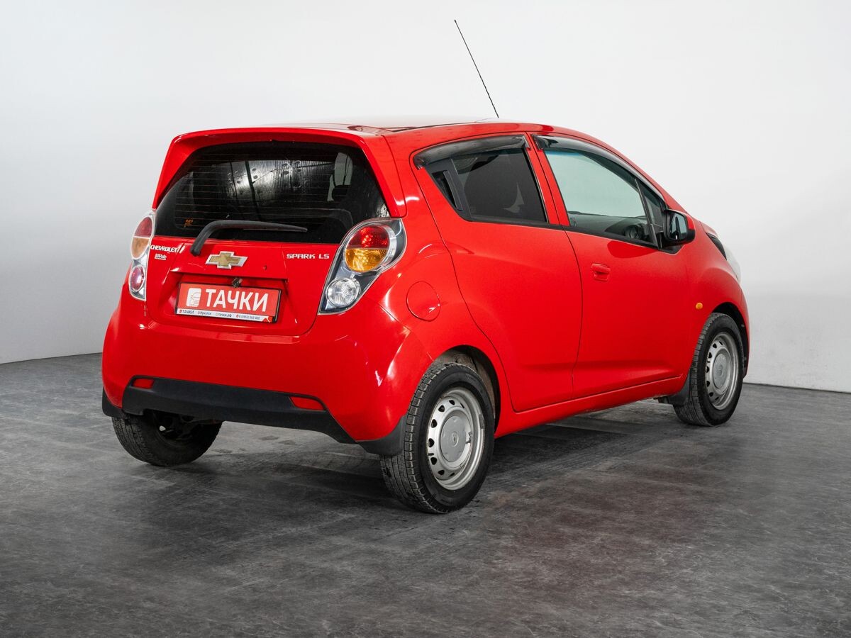 Chevrolet Spark 2011 - фото автомобиля