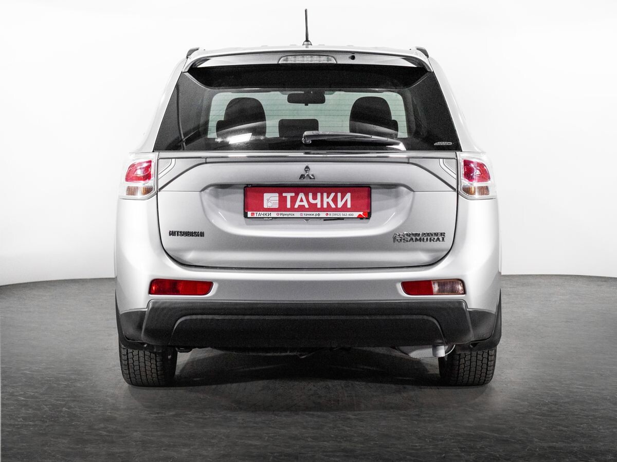 Mitsubishi Outlander 2012 - фото автомобиля