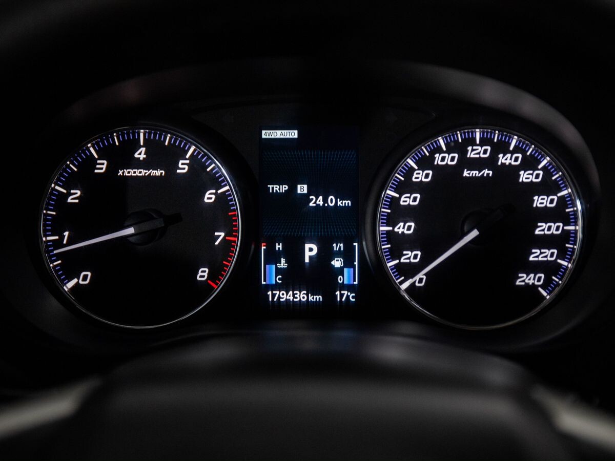 Mitsubishi Outlander 2012 - фото автомобиля