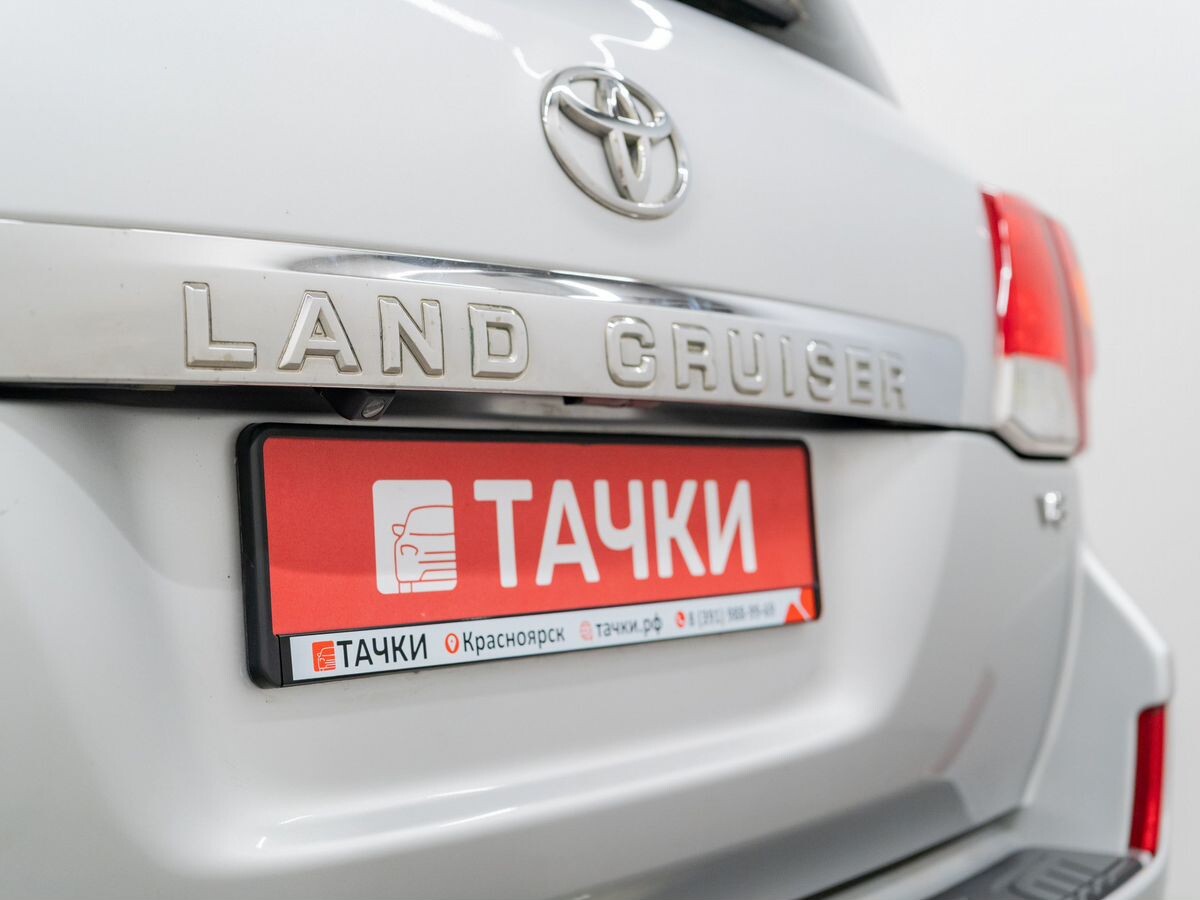 Toyota Land Cruiser 2012 - фото автомобиля