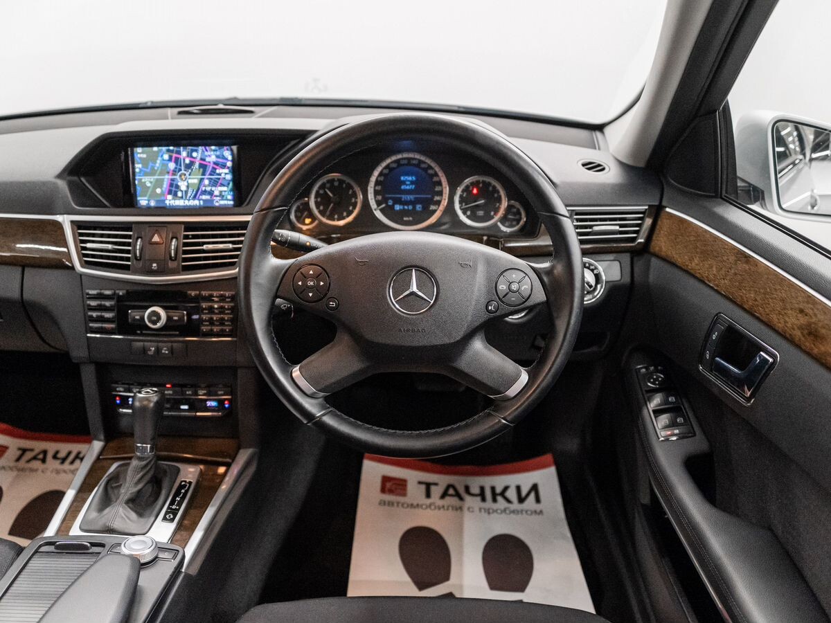 Mercedes-Benz E-Класс 2009 - фото автомобиля