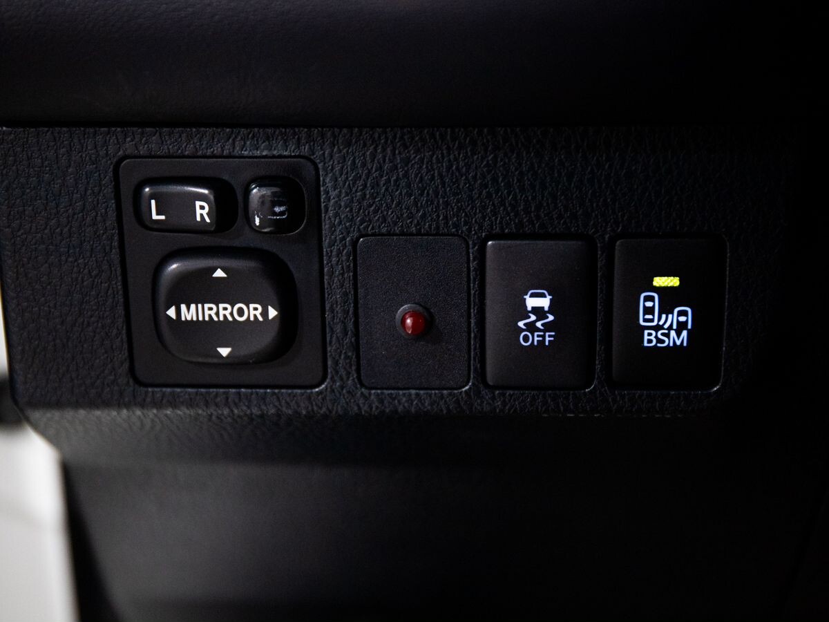 Toyota RAV4 2013 - фото автомобиля