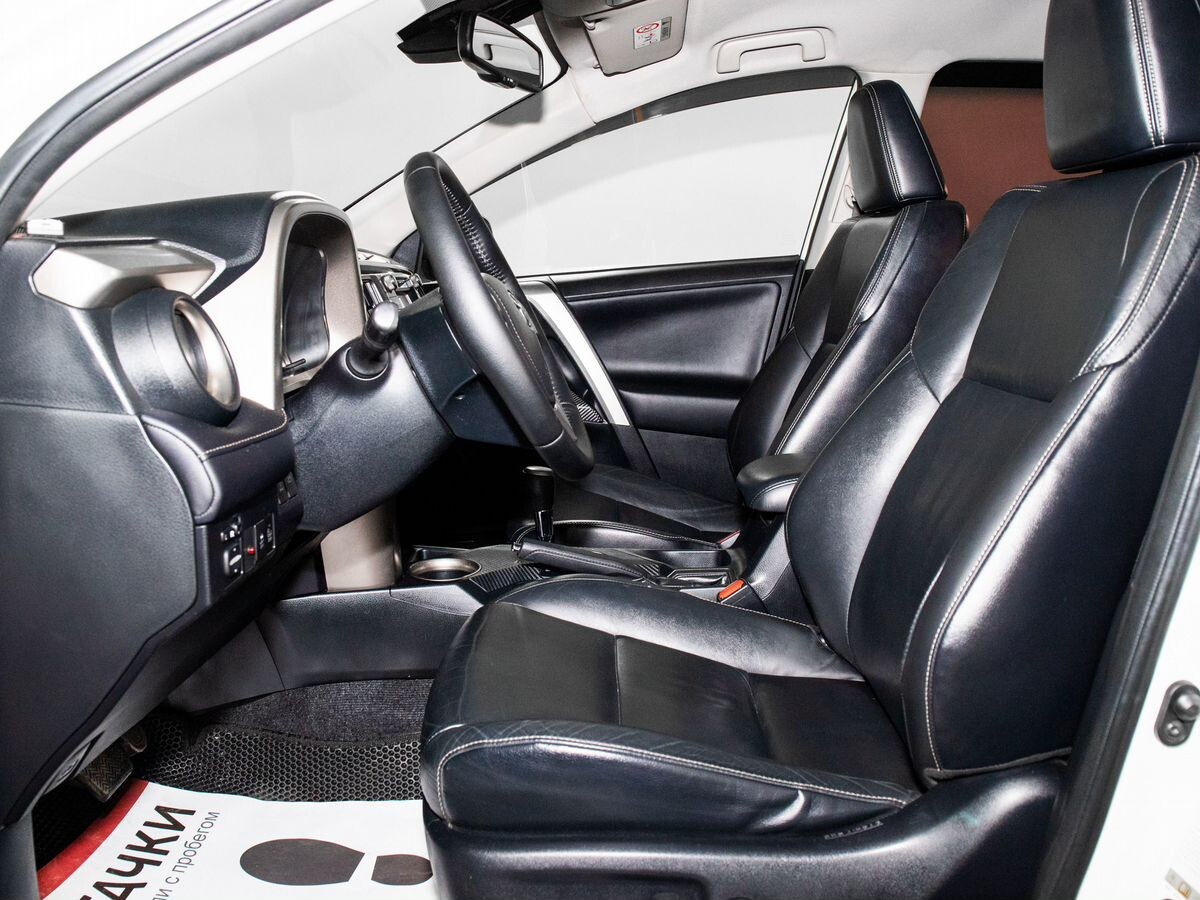 Toyota RAV4 2013 - фото автомобиля