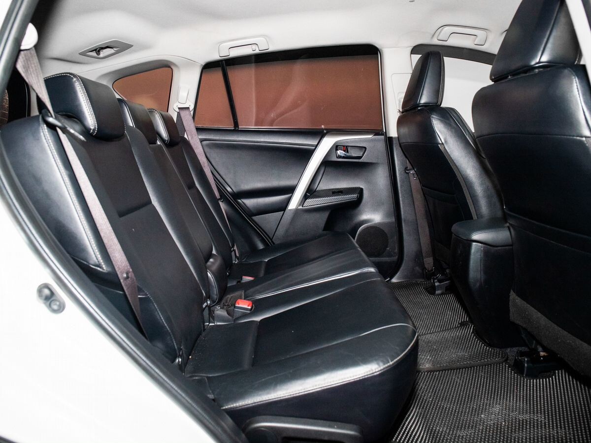 Toyota RAV4 2013 - фото автомобиля