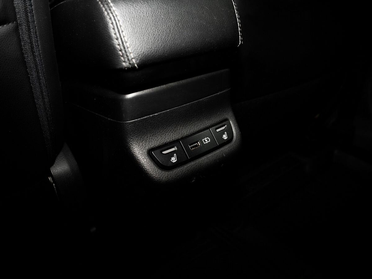 Lada (ВАЗ) Vesta 2019 - фото автомобиля