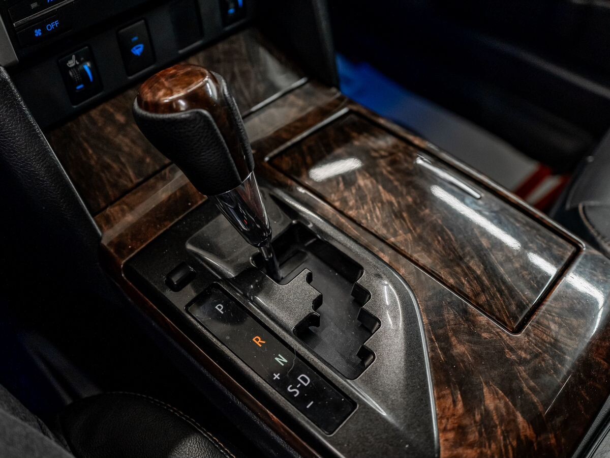 Toyota Camry 2014 - фото автомобиля