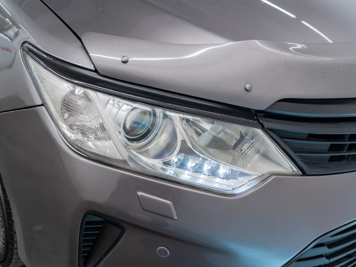 Toyota Camry 2014 - фото автомобиля