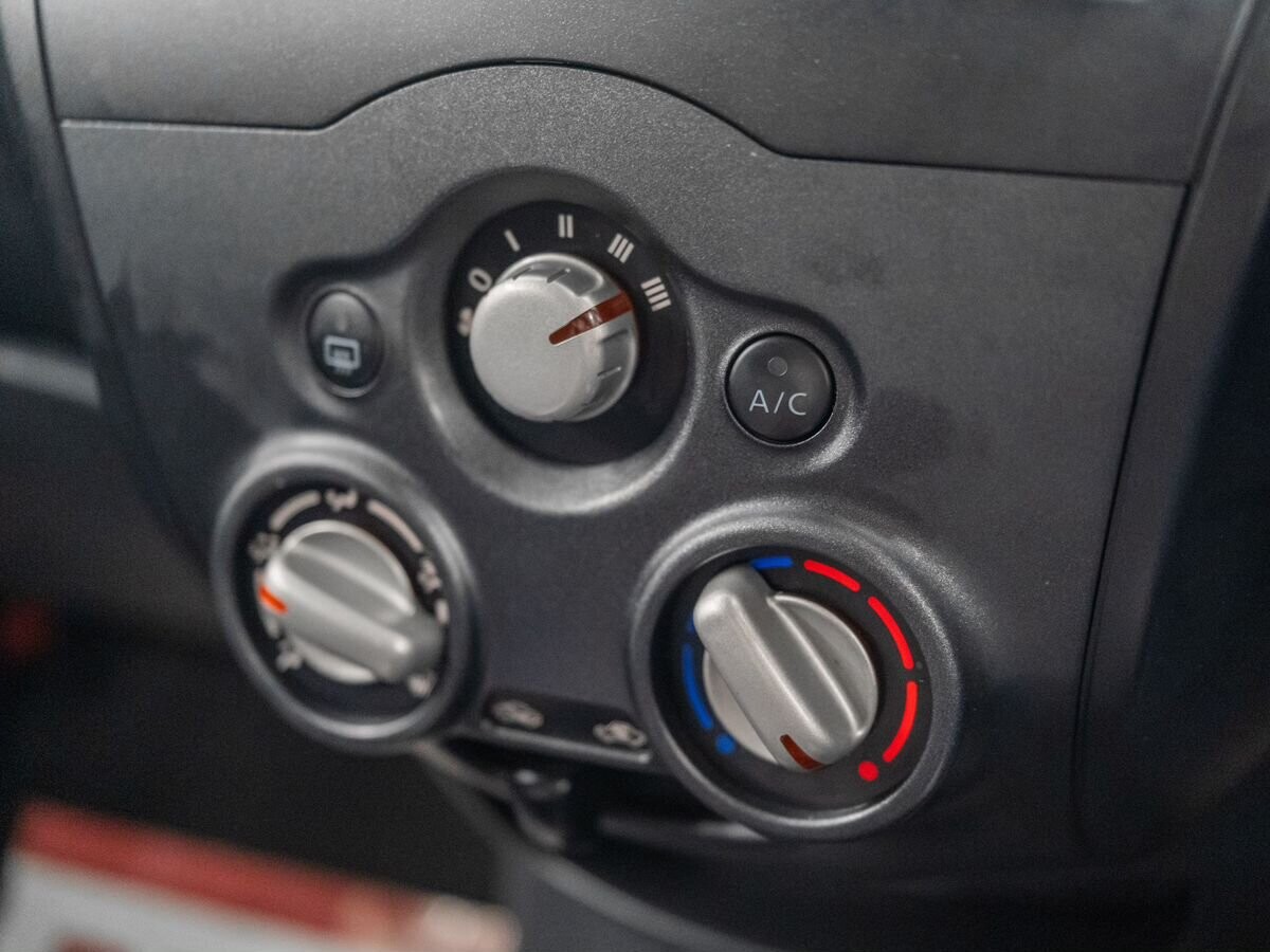 Nissan Note 2018 - фото автомобиля