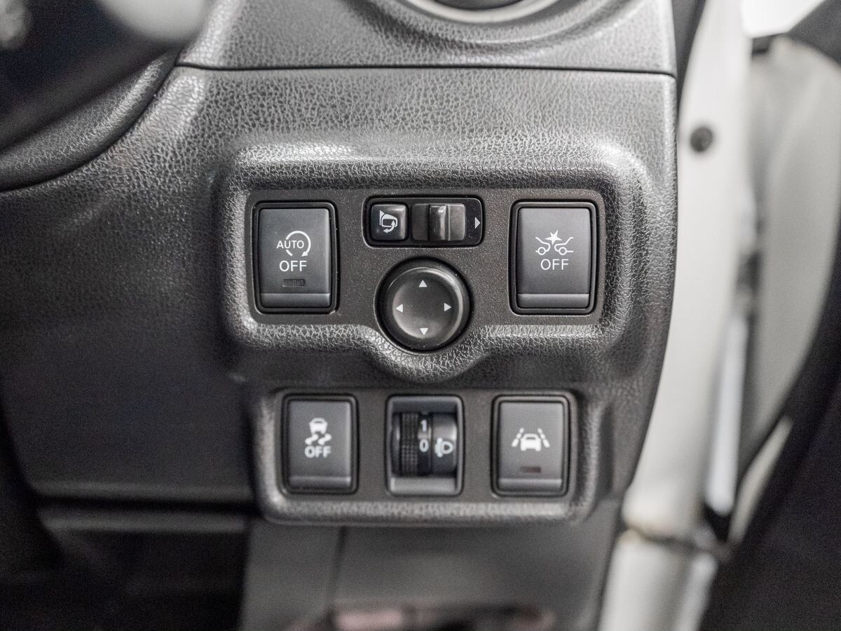 Nissan Note 2018 - фото автомобиля