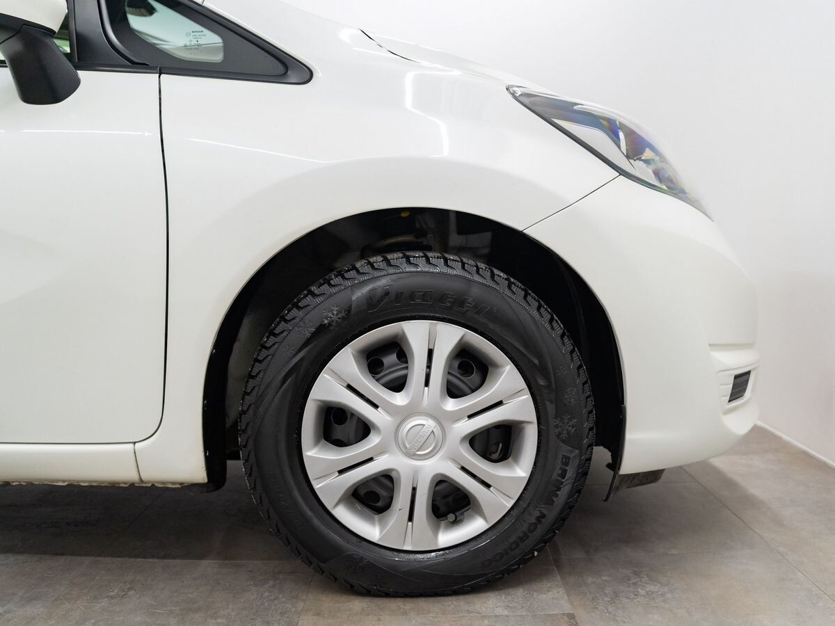 Nissan Note 2018 - фото автомобиля