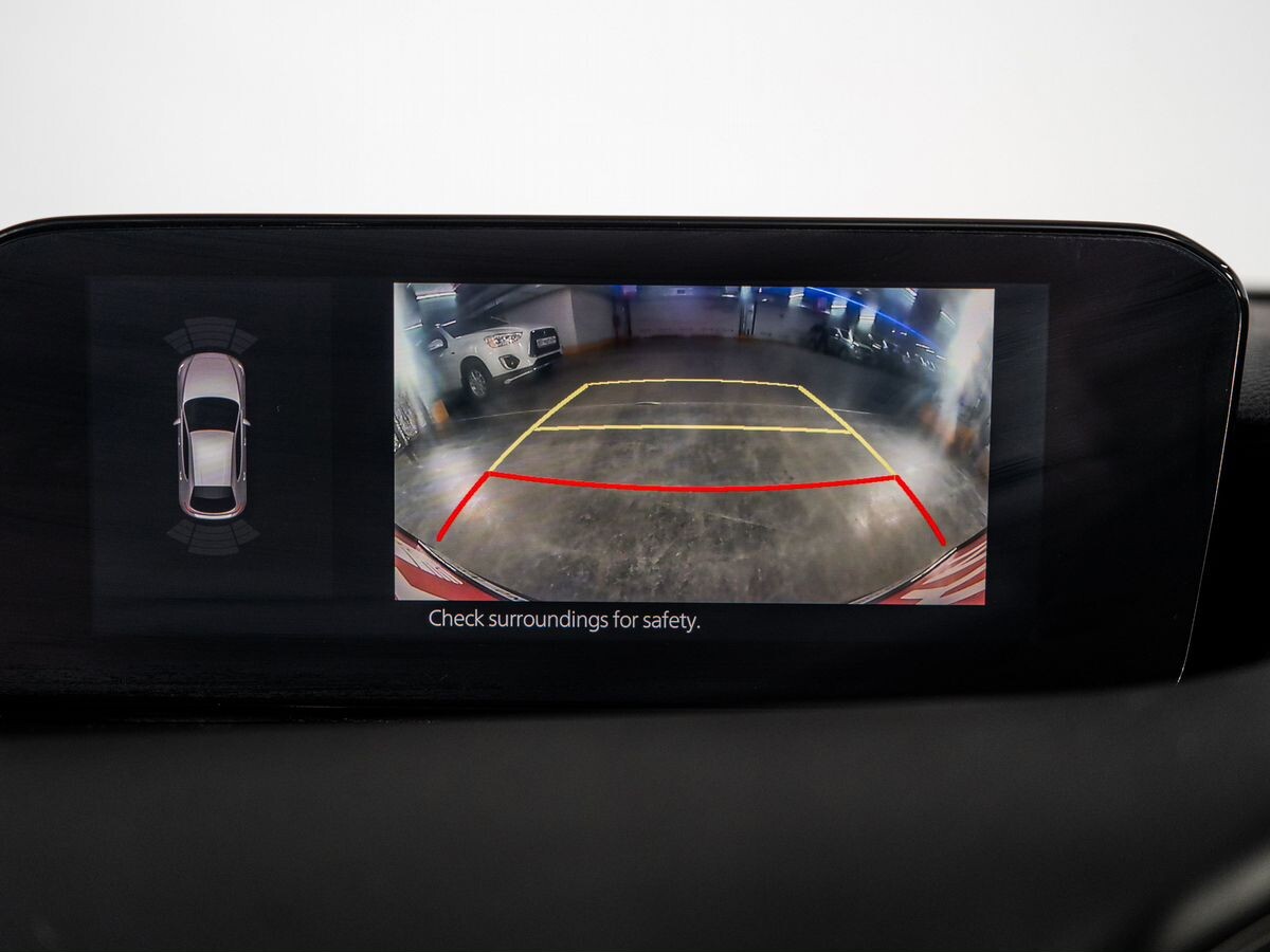 Mazda 3 2019 - фото автомобиля