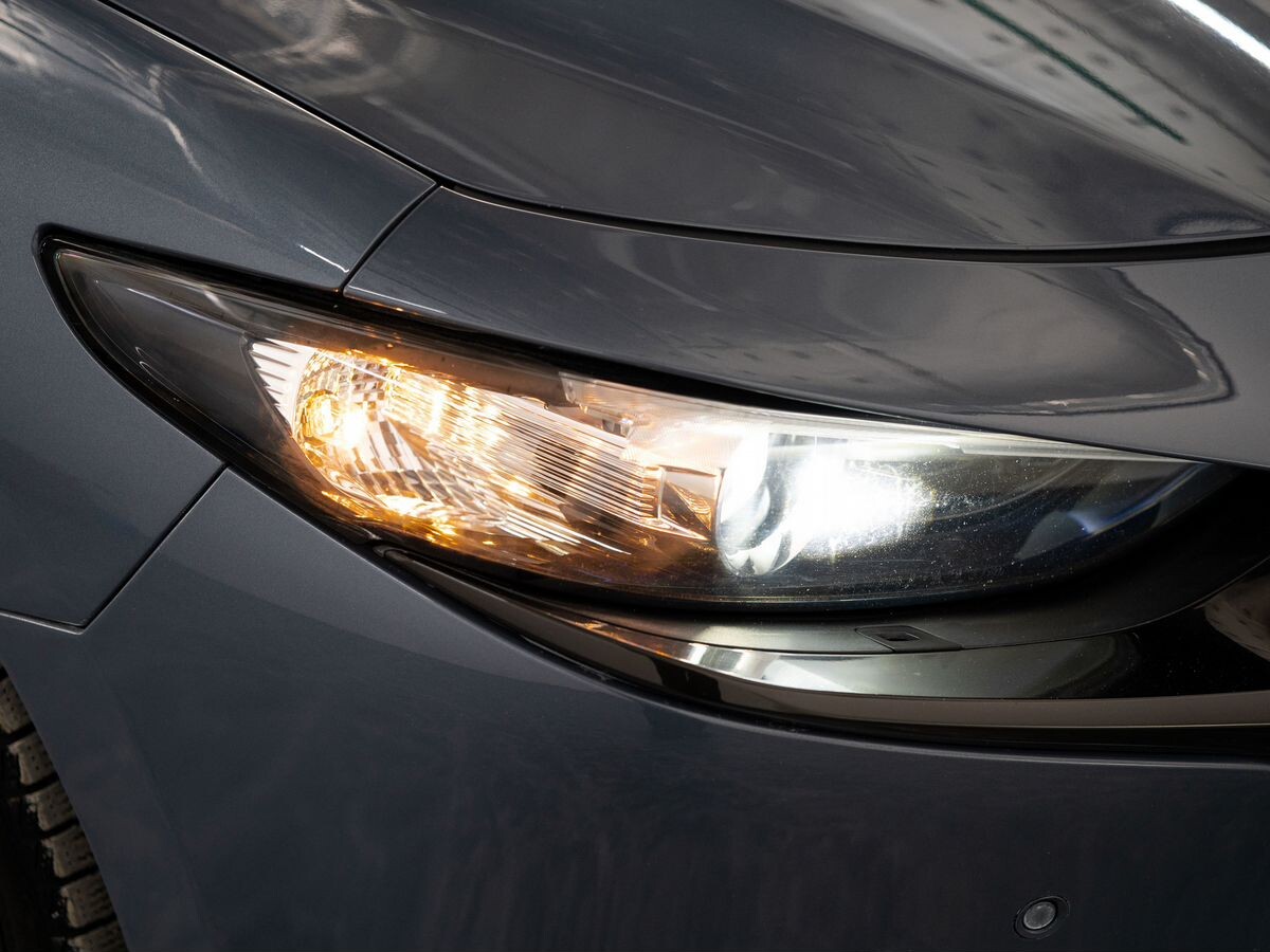 Mazda 3 2019 - фото автомобиля