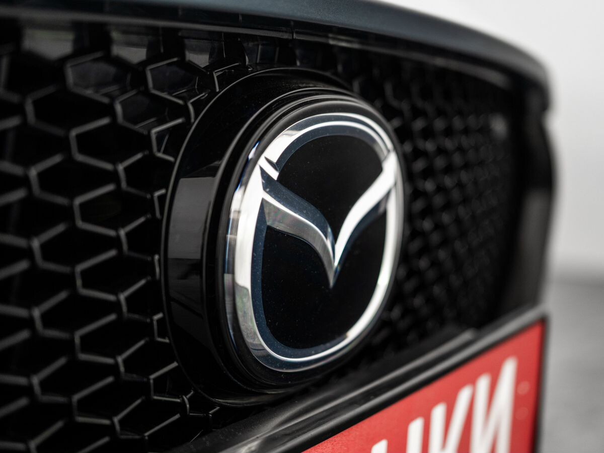 Mazda 3 2019 - фото автомобиля