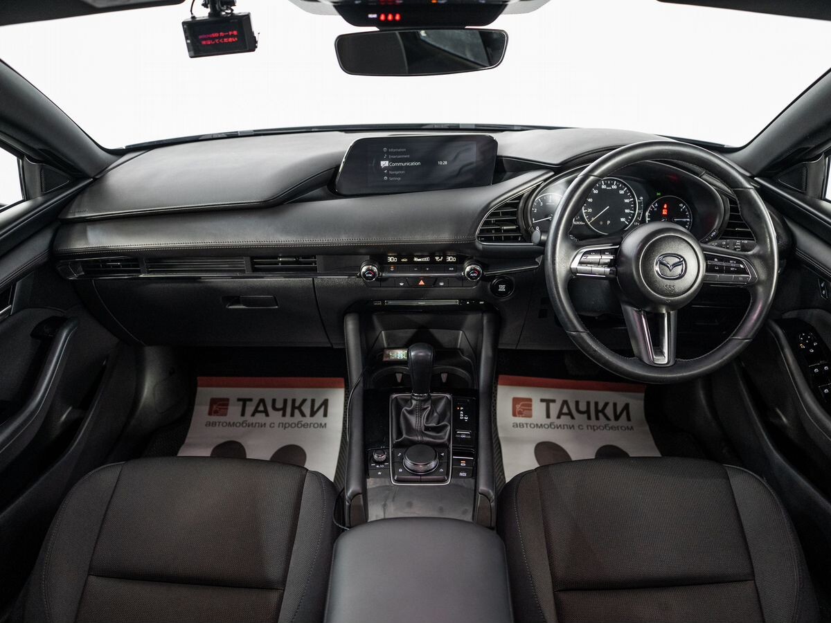 Mazda 3 2019 - фото автомобиля