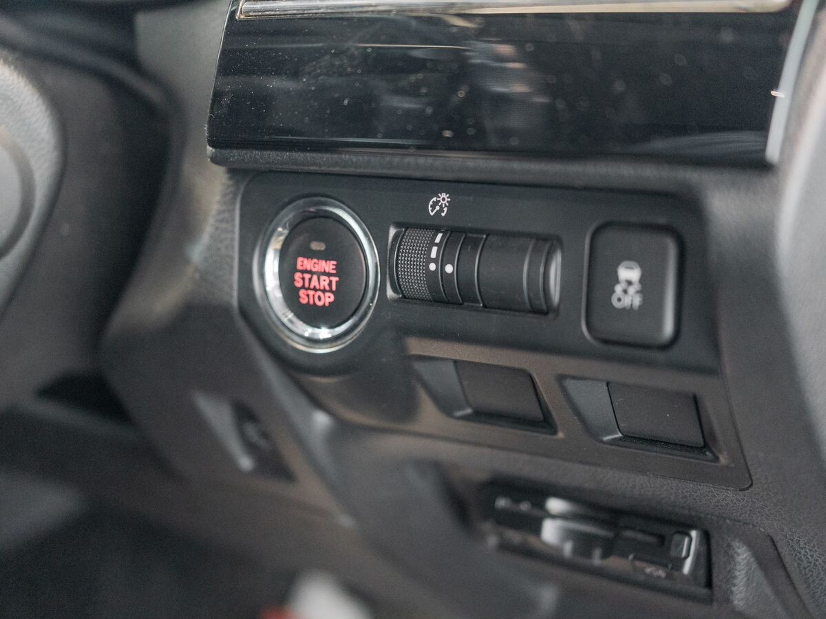 Subaru Levorg 2015 - фото автомобиля