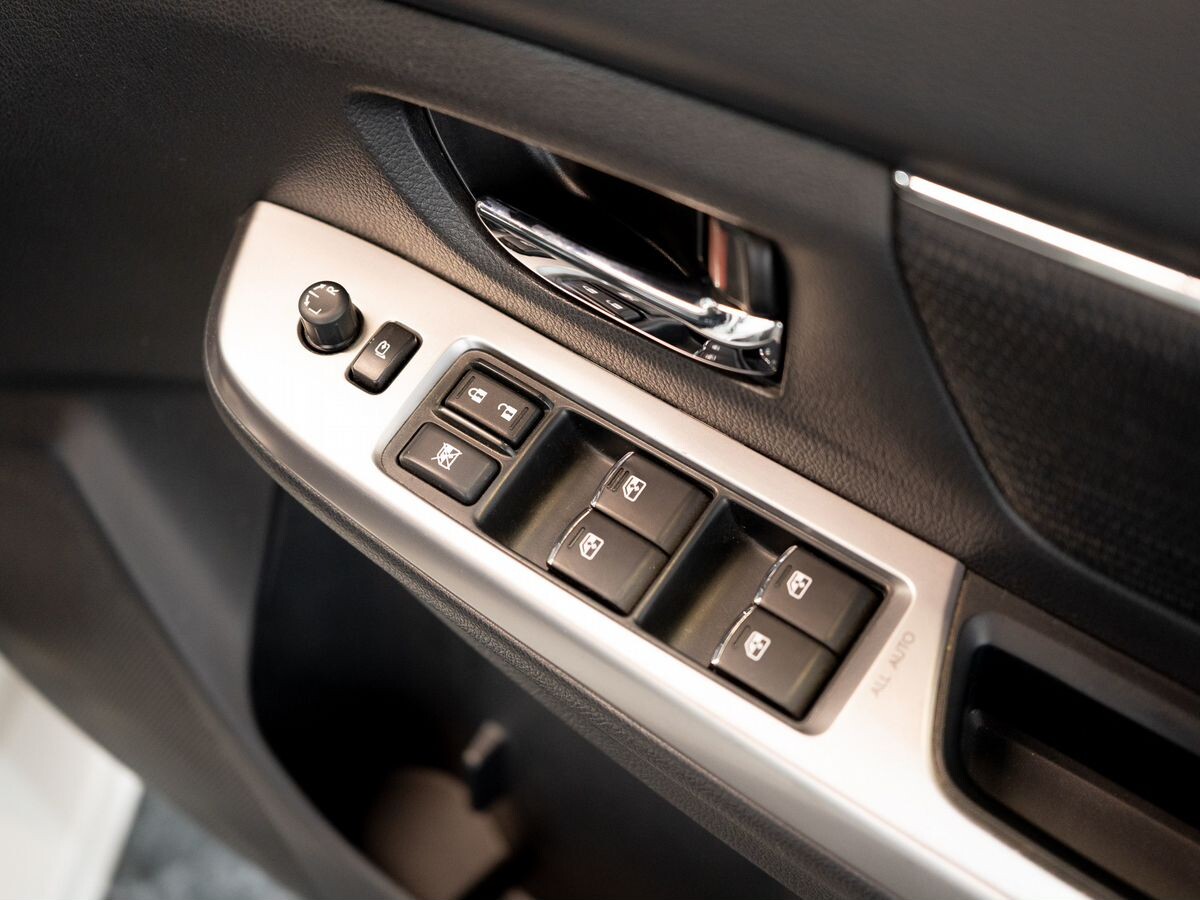 Subaru Levorg 2015 - фото автомобиля