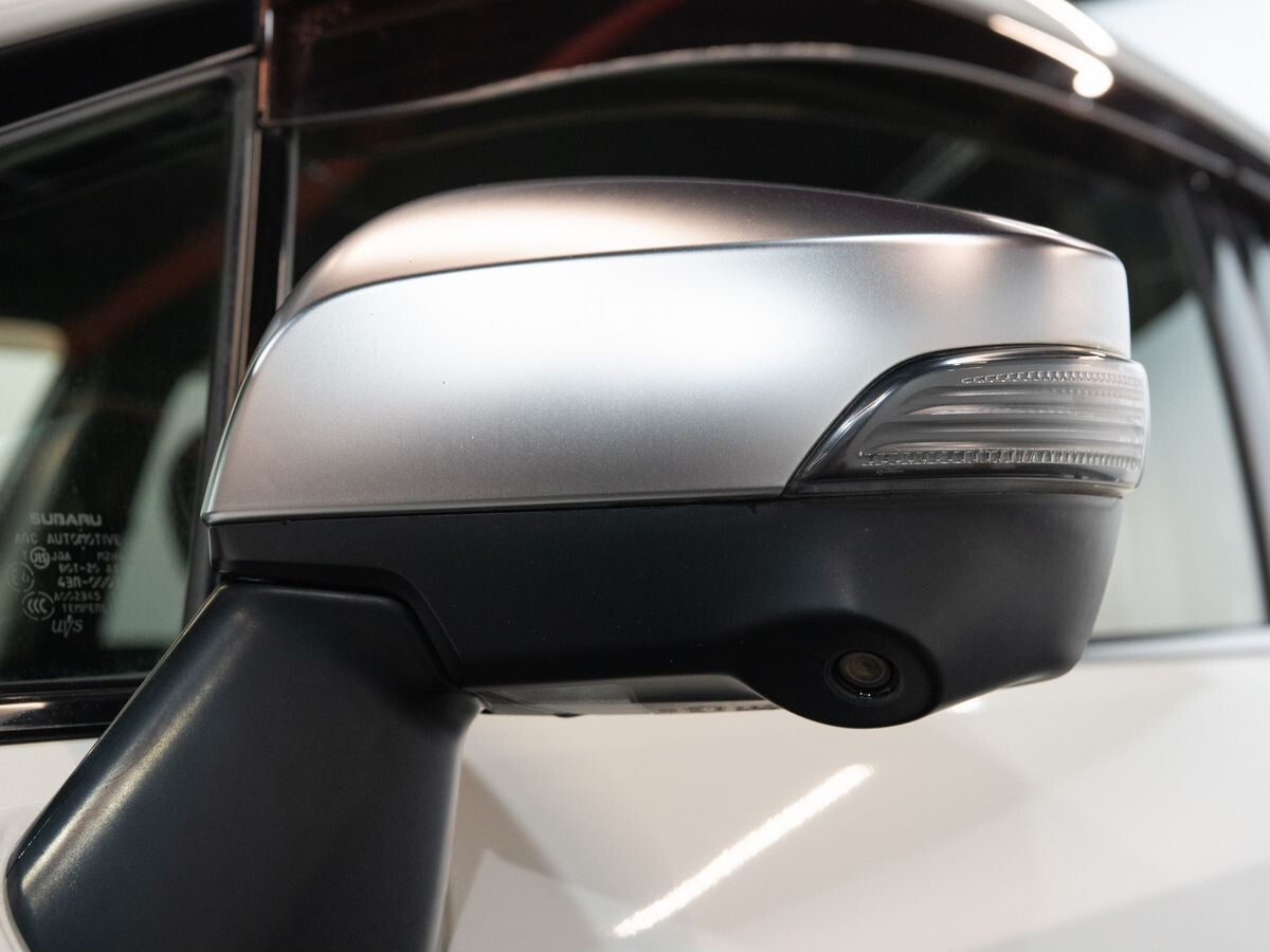 Subaru Levorg 2015 - фото автомобиля