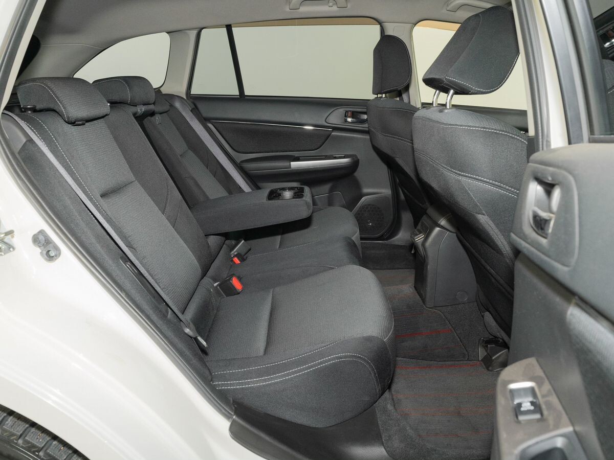 Subaru Levorg 2015 - фото автомобиля