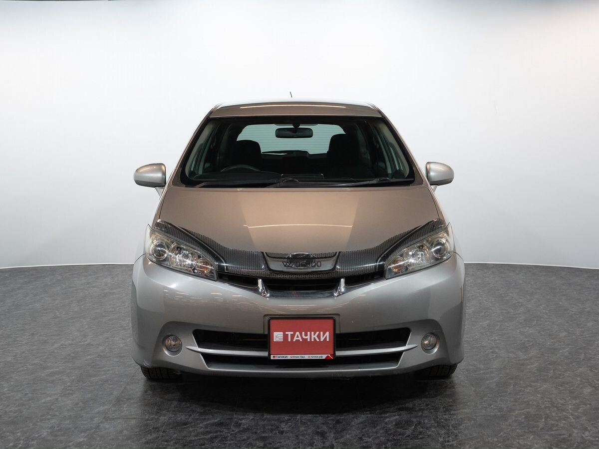 Toyota Wish 2009 - фото автомобиля