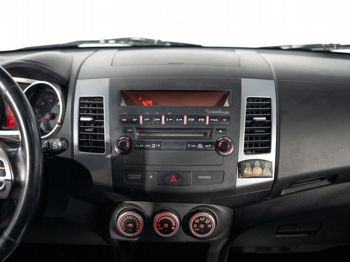 Mitsubishi Outlander 2008 - фото автомобиля